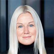 Headshot: Shannon Atkins